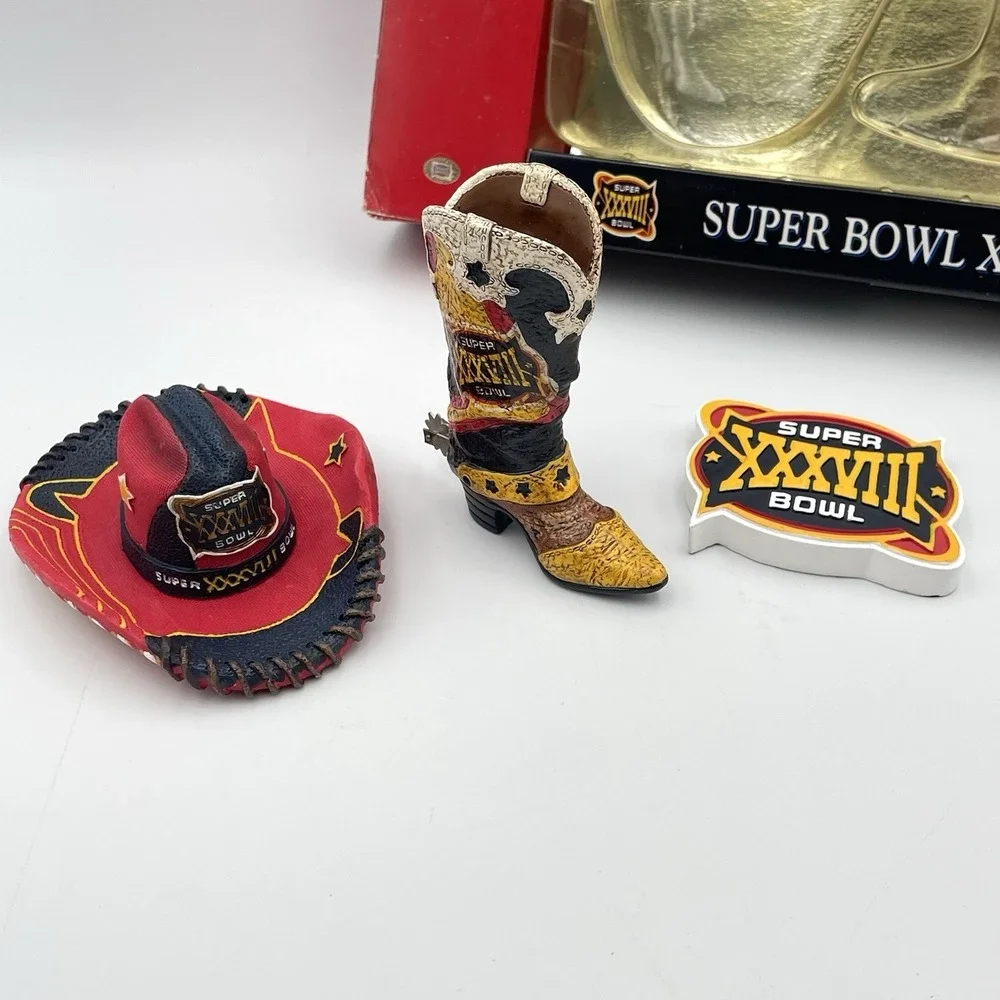 2004 Super Bowl XXXVIII Houston Patriots Panthers Hat Boot Figure Magnet Set NFL